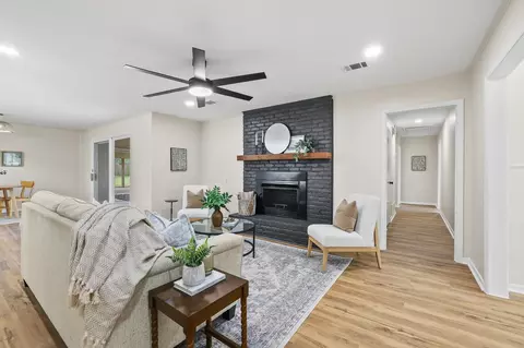 2505 Meadows Ln, Sherman, TX 75092