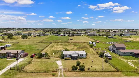 3321 Cobbler Ln, Joshua, TX 76058