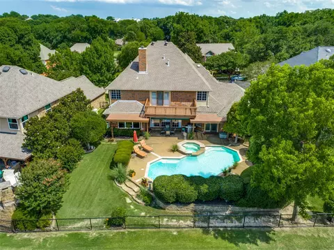 2712 Brookside Ln, Mckinney, TX 75072