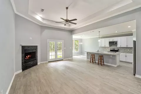 123 Channelview Dr, Trinidad, TX 75163