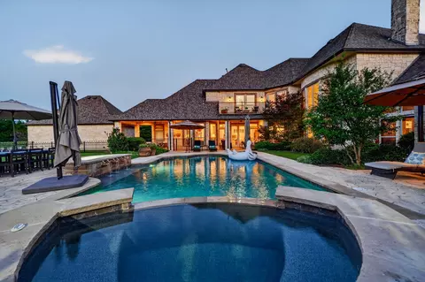 1729 Bison Meadow Ln, Heath, TX 75032