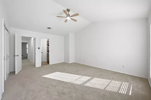 Bedroom - 73 Winchester Dr, Euless, TX 76039 photo 3 of 3