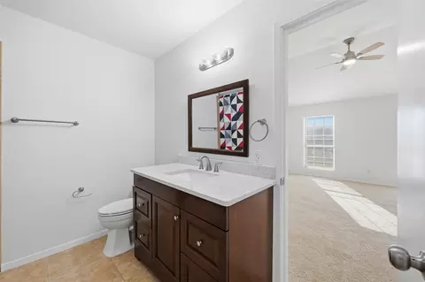 Bath - 73 Winchester Dr, Euless, TX 76039 photo 1 of 2