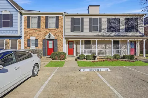 Exterior - 73 Winchester Dr, Euless, TX 76039 photo 2 of 6