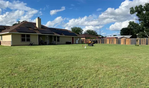 Exterior - 1005 Terrace Dr, Bangs, TX 76823 photo 5 of 7