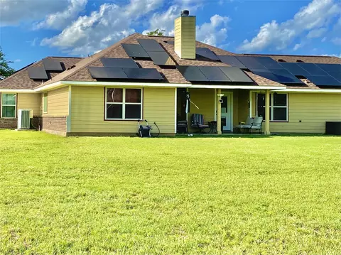 Exterior - 1005 Terrace Dr, Bangs, TX 76823 photo 4 of 7