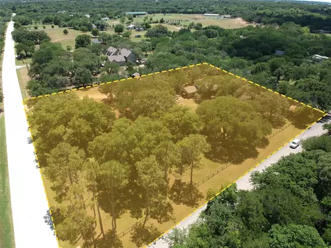 525 Estates Dr, Copper Canyon, TX 75077