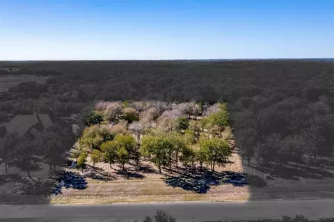 332 Sugartree Cir, Lipan, TX 76462