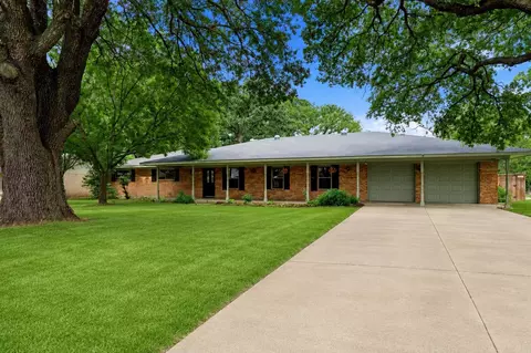 17535 Country Club Dr, Kemp, TX 75143