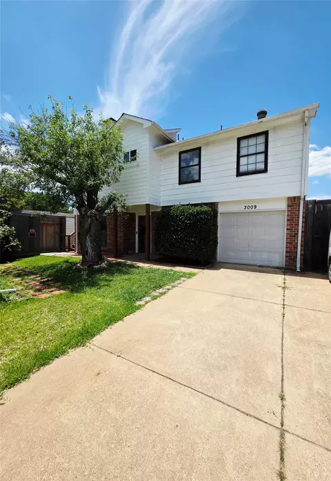 3009 Plumtree Ln, Plano, TX 75074
