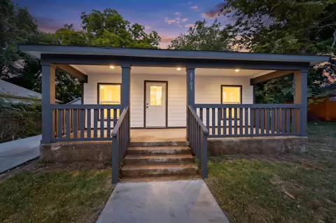 2703 Gertrude Ave, Dallas, TX 75210