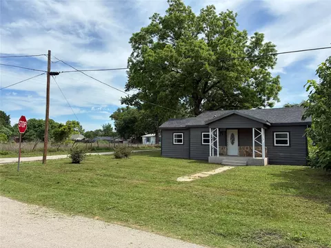 125 Parrot St, Rosser, TX 75157