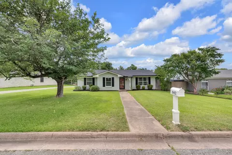 842 Starlight Dr, Sherman, TX 75090