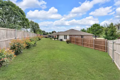 Exterior - 9237 Monument Ct, Fort Worth, TX 76244 photo 5 of 5