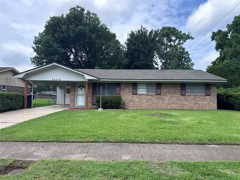 4300 Helene St, Bossier City, LA 71112