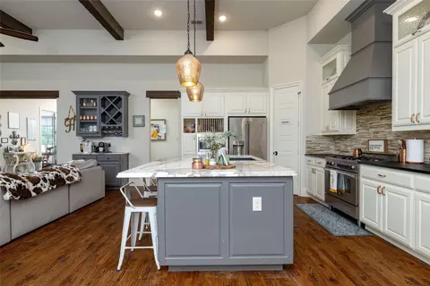 Kitchen - 528 Ellison Trce, Argyle, TX 76226 photo 2 of 2