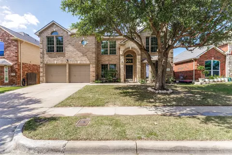 5385 Lake Chelen Dr, Fort Worth, TX 76137