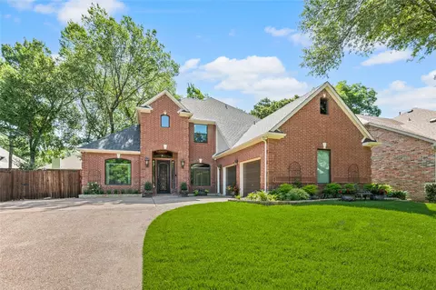 820 Glen Garry Dr, Flower Mound, TX 75022