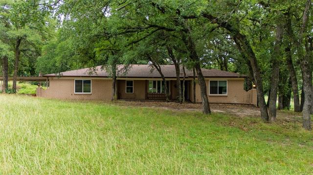 1517 Oakridge Ct W, Azle, TX 76020