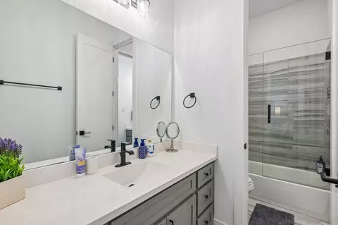 Bath - 441 Centenary Dr, Prosper, TX 75078 photo 8 of 8
