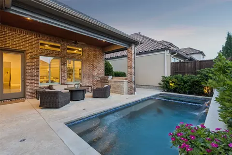 6611 Compton Ct, Frisco, TX 75034