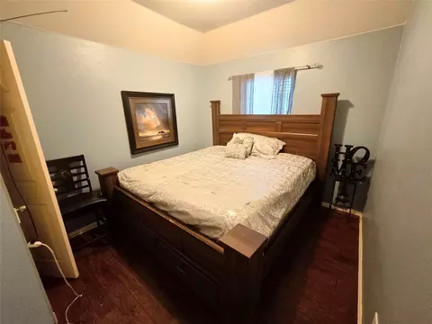 Bedroom - 610 Juniper Dr, Arlington, TX 76018 photo 3 of 5