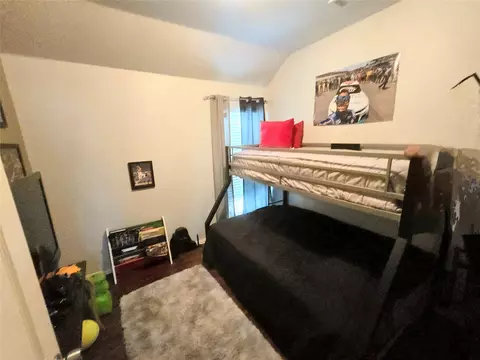 Bedroom - 610 Juniper Dr, Arlington, TX 76018 photo 4 of 5