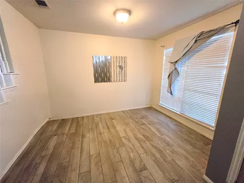 Living - 610 Juniper Dr, Arlington, TX 76018 photo 3 of 3