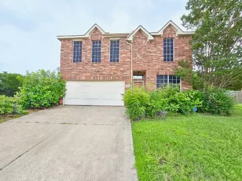 610 Juniper Dr, Arlington, TX 76018