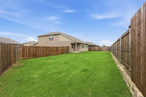 Exterior - 5100 Del Monte Dr, Denton, TX 76207 photo 2 of 6