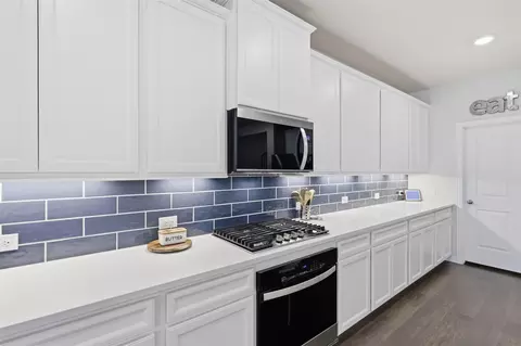 Kitchen - 5100 Del Monte Dr, Denton, TX 76207 photo 2 of 8