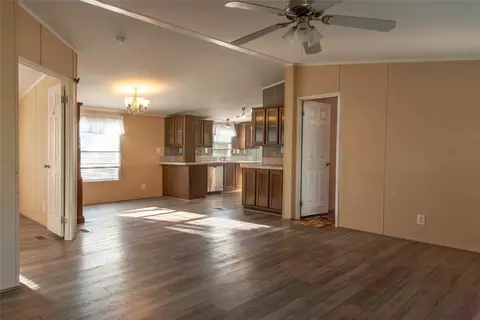 112 SE Front St, Bailey, TX 75413 photo 5