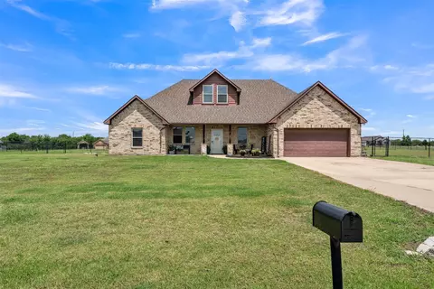 15077 Saddle Ridge Cir, Terrell, TX 75160