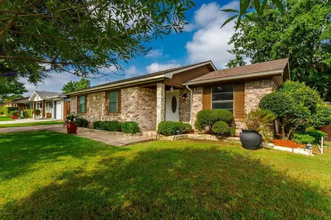 2709 Jasmine Ln, Plano, TX 75074