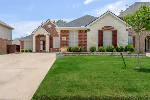 6849 Shoreway Dr, Grand Prairie, TX 75054