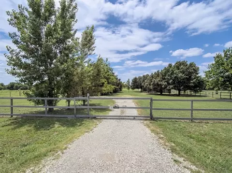 17344 Gaffield Rd, Justin, TX 76247