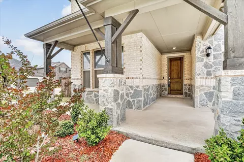 421 Acton Ave, Fort Worth, TX 76131