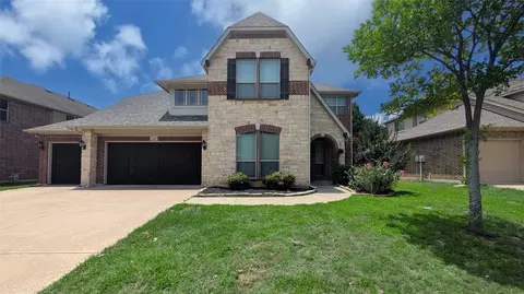 952 Tara Dr, Burleson, TX 76028