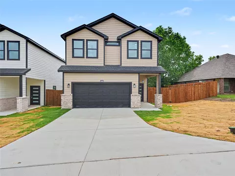 3111 Karen St, Fort Worth, TX 76116
