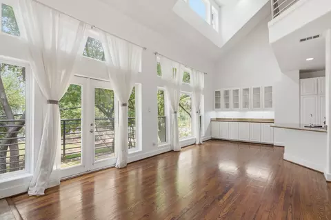 3549 Wheeler St, Dallas, TX 75209