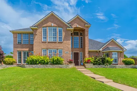 2700 Sunset Cir, Plano, TX 75093