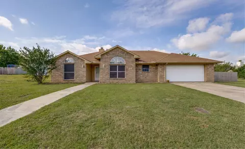 303 Bryant St, Pottsboro, TX 75076