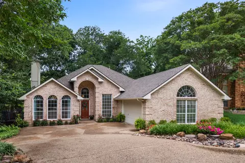 5504 Yacht Club Dr, Rockwall, TX 75032