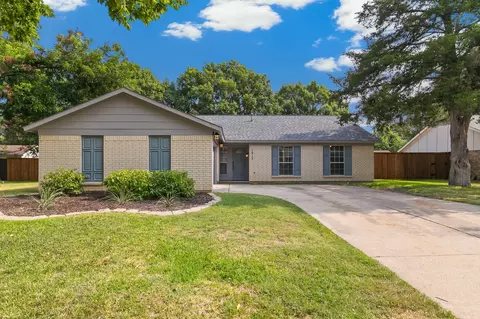 1912 Buckeye Dr, Flower Mound, TX 75028