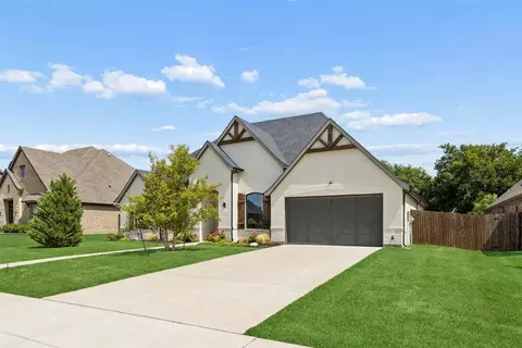 Exterior - 1048 Whisper Willows Dr, Haslet, TX 76052 photo 3 of 6