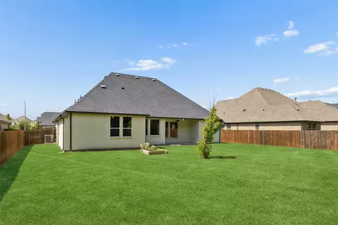Exterior - 1048 Whisper Willows Dr, Haslet, TX 76052 photo 6 of 6