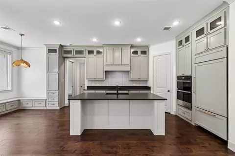 Kitchen - 1048 Whisper Willows Dr, Haslet, TX 76052 photo 2 of 3