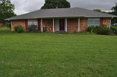 180 Davis Rd, Combine, TX 75159