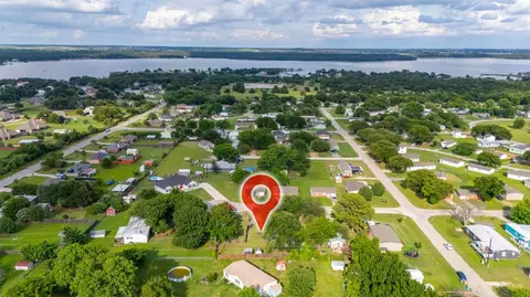 1909 Coral Rd, Pelican Bay, TX 76020