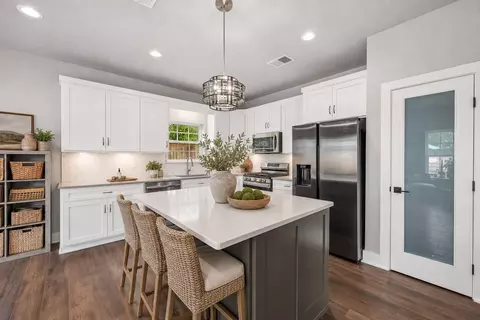 Kitchen - 116 E Bexar St, Mabank, TX 75147 photo 1 of 3